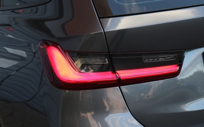 BMW Seria 3 cena 87999 przebieg: 178000, rok produkcji 2020 z Miejska Górka małe 781